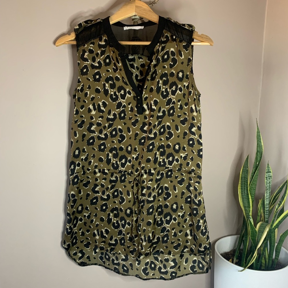 French Boutique Animal Print Top Size M
